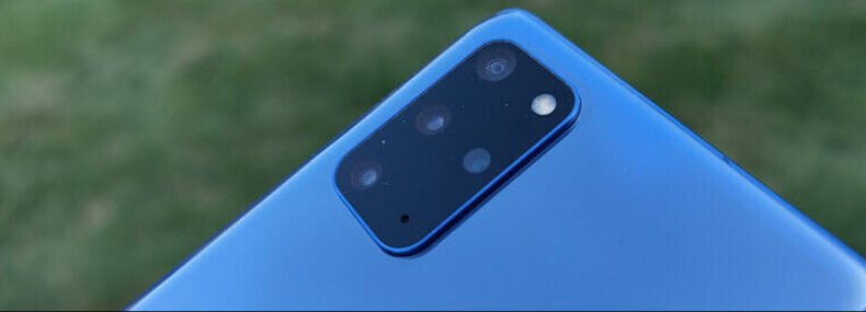 Imagem de: Samsung é processada por vender linha Galaxy S20 com defeito no vidro da câmera