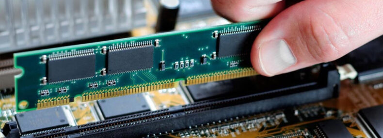 Imagem de: Samsung desenvolve primeira memória RAM DDR5 de 512 GB baseado em HKMG