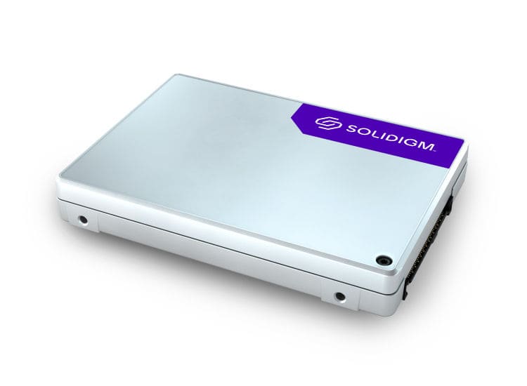 Solidigm D5 P5336 U 2 SSD