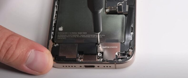 Imagem de: iPhone 17 Pro deve ganhar bateria maior e mais fria com design renovado