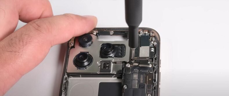 Imagem de: Apple tenta sair da China, mas cadeia do iPhone ainda está presa ao país