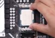 Imagem de: Intel Core Ultra 3 205 mostra avanço de 16% em desempenho single-core sobre o Core i3-14100 e bom resultado da iGPU