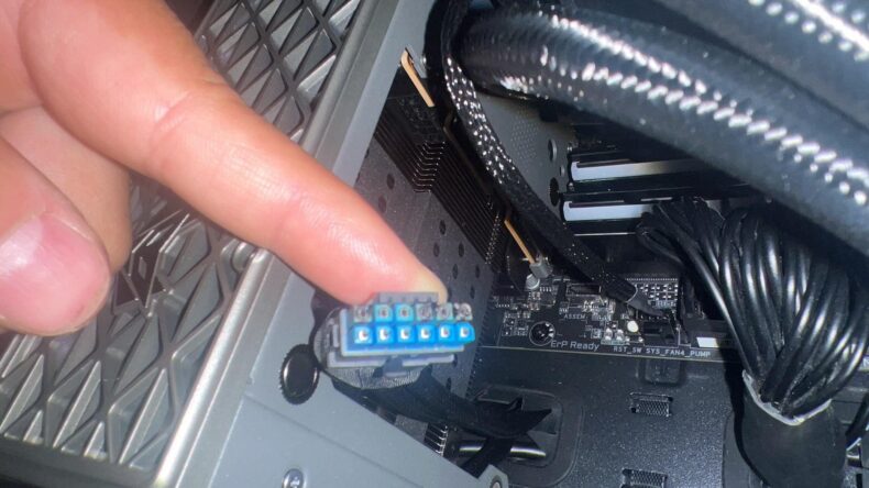 Sapphire RX 9070 XT Nitro com cabo de 16 pinos derretido