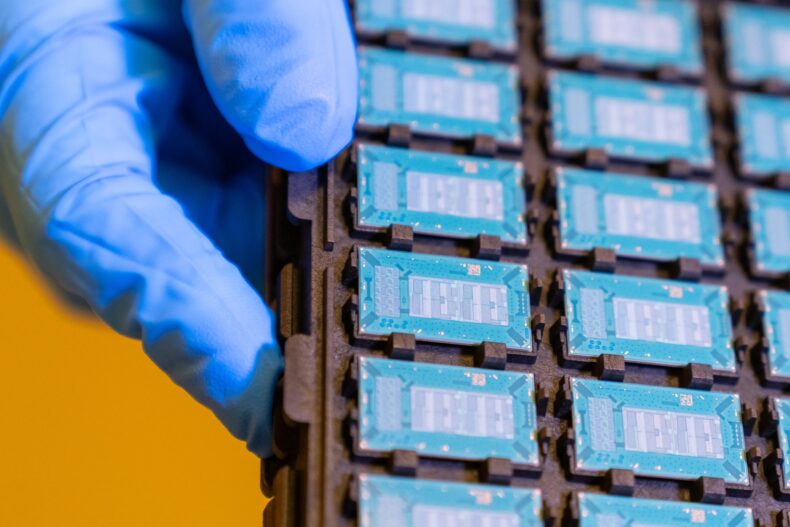 Substratos de vidro da Intel