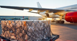 Regulamentos de segurança aérea para baterias de smartphones Samsung e Apple