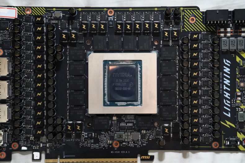 MSI RTX 5090 Lightning PCB