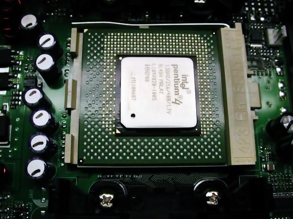 Intel Pentium 4 15 GHz Willamette Socket