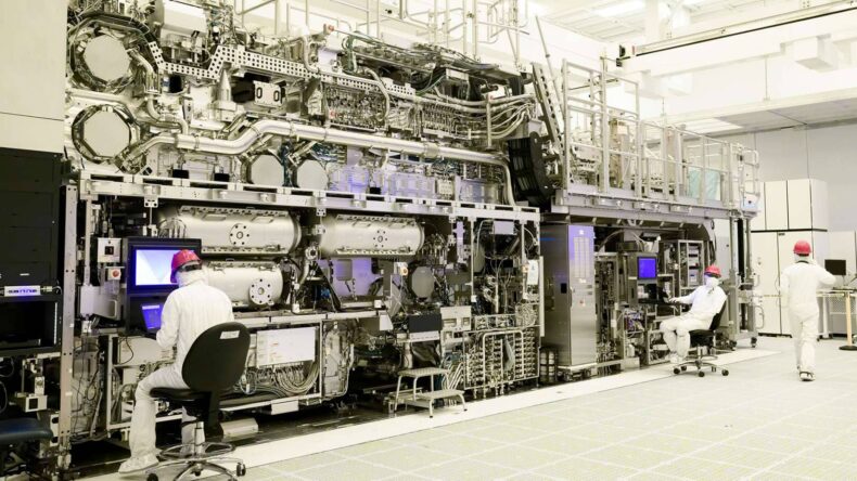 Máquina ASML