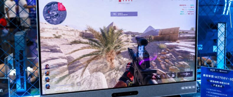Imagem de: Titan Army mostra monitor gamer M27E6V-3D com tecnologia 3D sem óculos e brilho XDR de até 2.000 nits