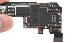 Imagem de: Apple vê mercado de memória mudar ao disputar memória LPDDR com clientes dispostos a pagar mais