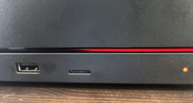 Imagem de: Valve explica que linha vermelha no Steam Machine não indica falha na GPU