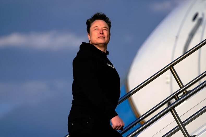Imagem de: Elon Musk diz que maltratar uma IA pode levá-la a buscar vingança
